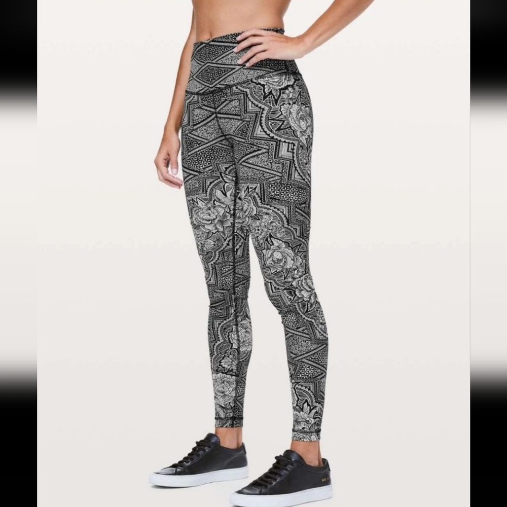 Lululemon Wunder Under Hi-Rise Tight *28" sz 6